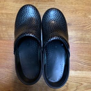 Dansko shoes